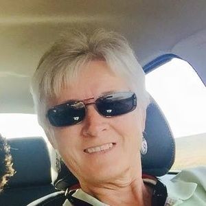 Meet your Posher, Eileen